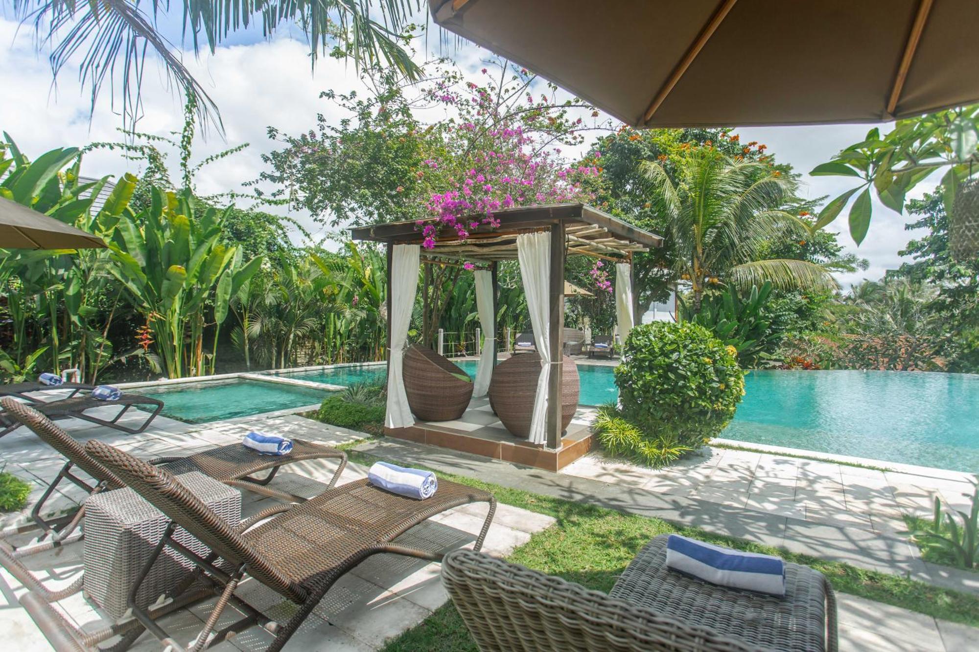 Manah Shanti Suites By Pramana Villas ウブド エクステリア 写真